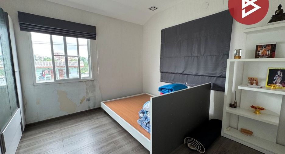 À vendre 4 chambres maison à Bang Bua Thong, Nonthaburi