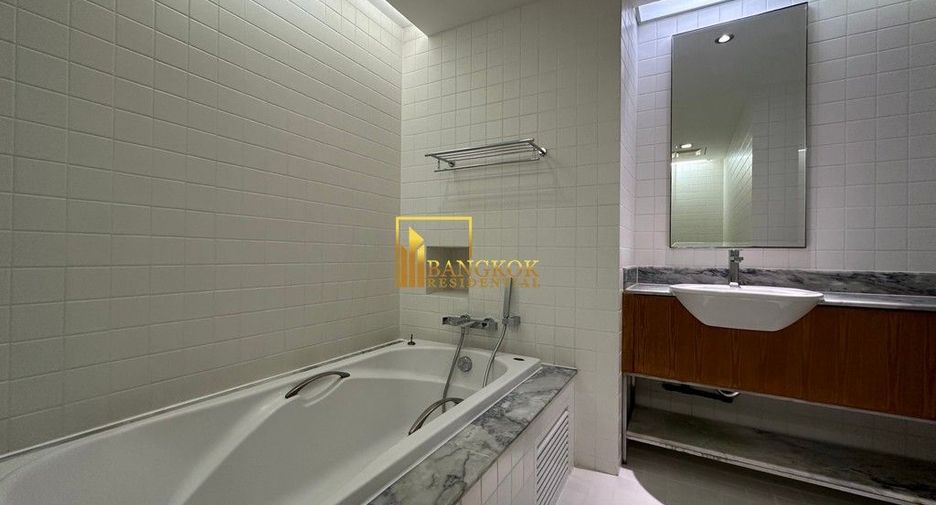 For rent 1 bed apartment in Watthana, Bangkok