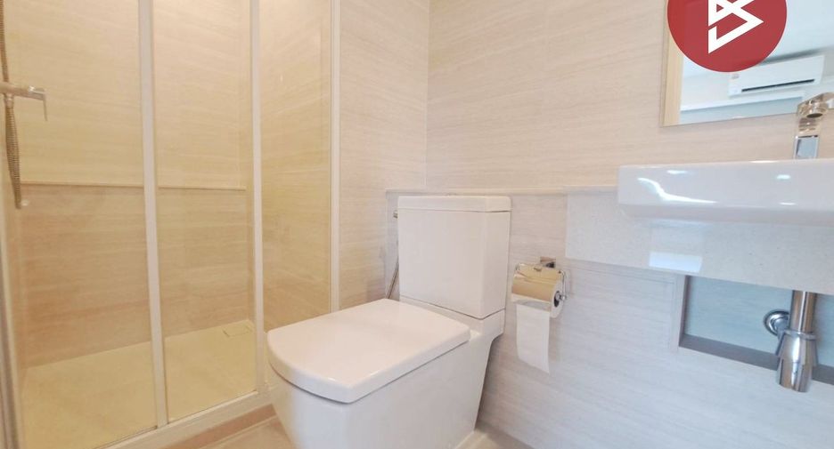 For sale 1 bed condo in Mueang Nakhon Sawan, Nakhon Sawan