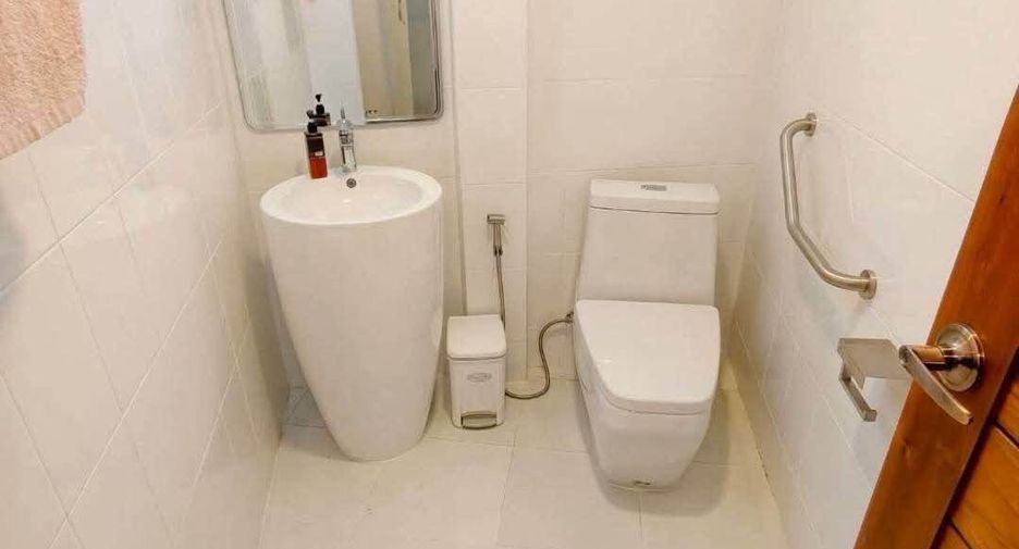 For rent and for sale 3 bedrooms house in Mueang Chiang Mai, Chiang Mai