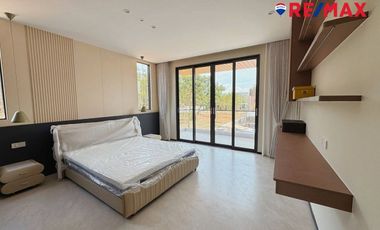 For sale 4 bedrooms house in Bang Lamung, Chonburi