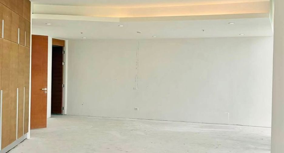 For sale 4 bedrooms condo in Bang Lamung, Chonburi
