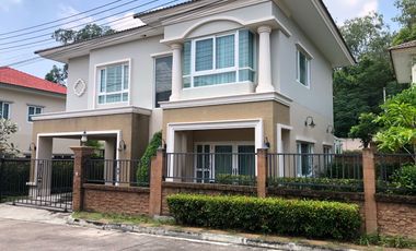 For sale 3 bedrooms house in Si Racha, Chonburi