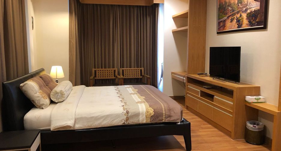 For sale 3 bedrooms house in Si Racha, Chonburi
