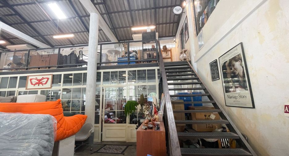 For sale 4 bedrooms warehouse in Bang Na, Bangkok