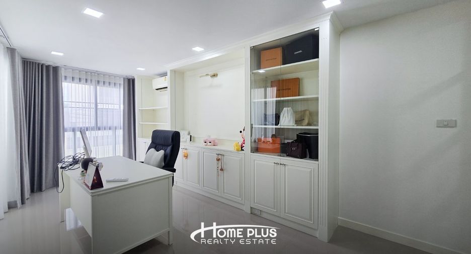 À vendre 3 chambres bureau à Chom Thong, Bangkok