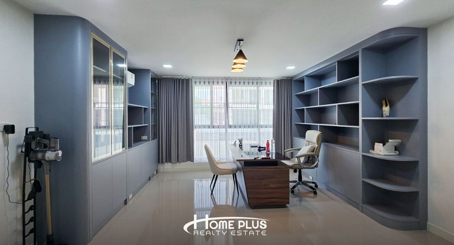 À vendre 3 chambres bureau à Chom Thong, Bangkok