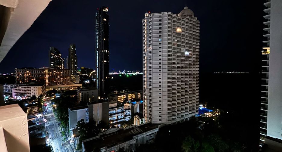For sale 1 bed condo in Bang Lamung, Chonburi