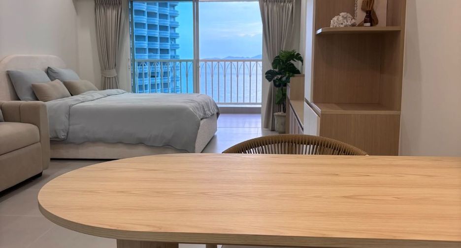 For sale 1 bed condo in Bang Lamung, Chonburi