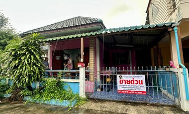 Casa adosada en venta de 2 habitaciones en Si Racha, Chonburi