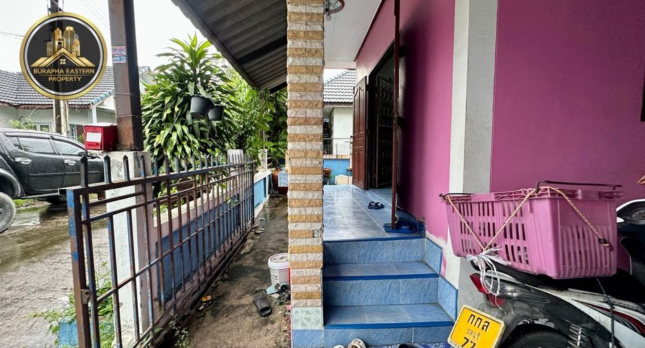 Casa adosada en venta de 2 habitaciones en Si Racha, Chonburi