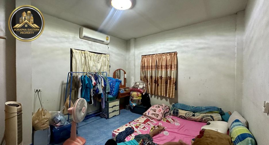 Casa adosada en venta de 2 habitaciones en Si Racha, Chonburi