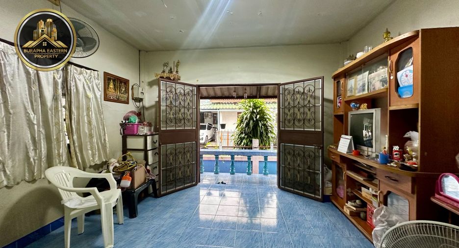 Casa adosada en venta de 2 habitaciones en Si Racha, Chonburi