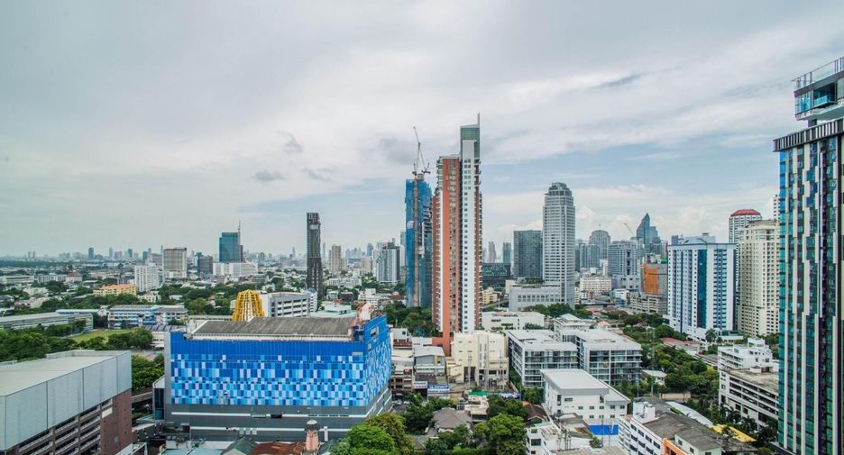 Wohnung zur Miete und zum Kauf mit 2 Zimmer in Khlong Toei, Bangkok