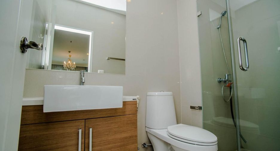 Wohnung zur Miete und zum Kauf mit 2 Zimmer in Khlong Toei, Bangkok