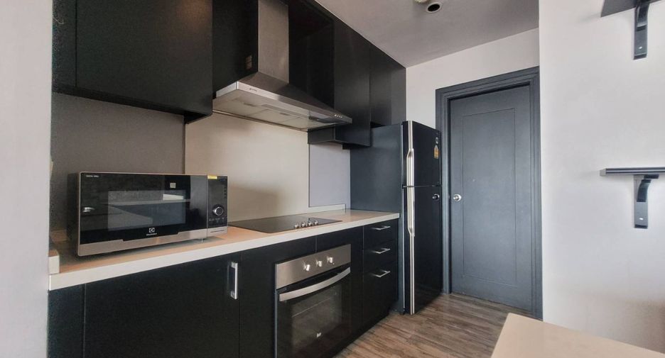 Wohnung zur Miete und zum Kauf mit 3 Zimmer in Khlong Toei, Bangkok