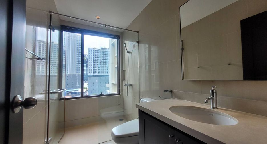 Wohnung zur Miete und zum Kauf mit 3 Zimmer in Khlong Toei, Bangkok