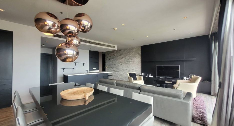 Wohnung zur Miete und zum Kauf mit 3 Zimmer in Khlong Toei, Bangkok