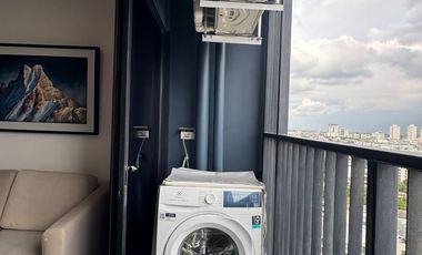 Wohnung zur Miete und zum Kauf mit 1 Zimmer in Bang Kapi, Bangkok