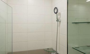 Wohnung zur Miete und zum Kauf mit 1 Zimmer in Ratchathewi, Bangkok