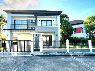 For sale 3 bedrooms house in Mueang Phuket, Phuket