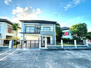 For sale 3 bedrooms house in Mueang Phuket, Phuket