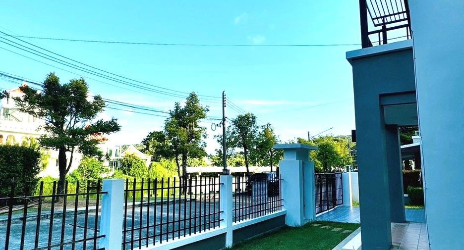 For sale 3 bedrooms house in Mueang Phuket, Phuket