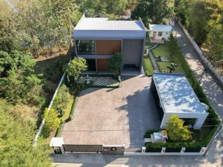 For sale 4 bedrooms villa in San Sai, Chiang Mai