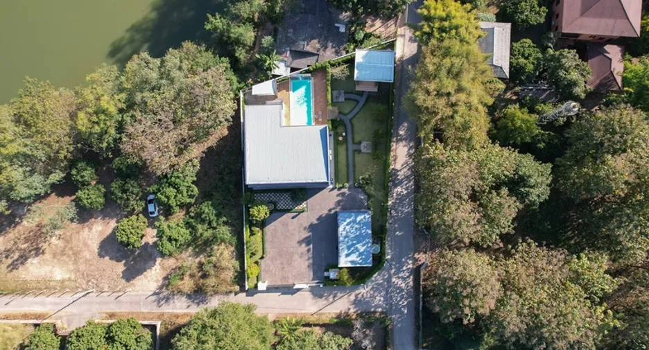 For sale 4 bedrooms villa in San Sai, Chiang Mai