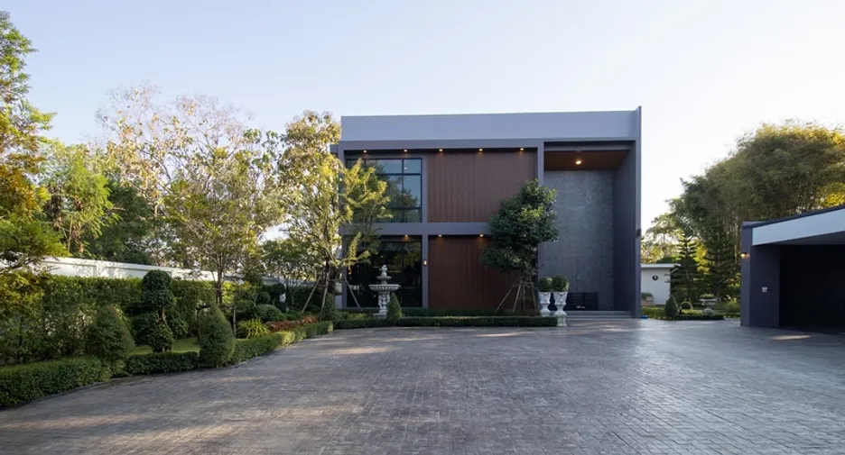 For sale 4 bedrooms villa in San Sai, Chiang Mai