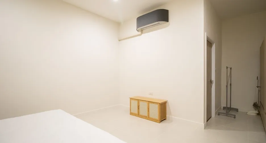 For sale 4 bedrooms villa in San Sai, Chiang Mai