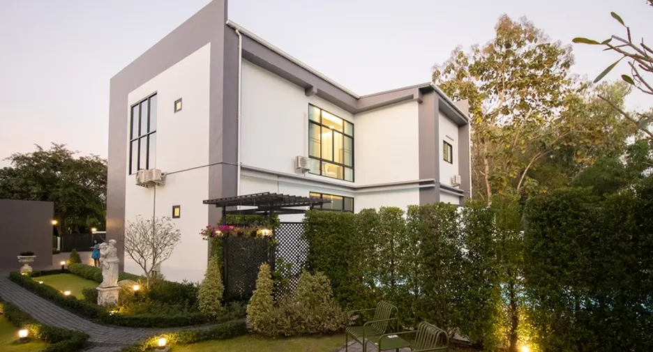 For sale 4 bedrooms villa in San Sai, Chiang Mai