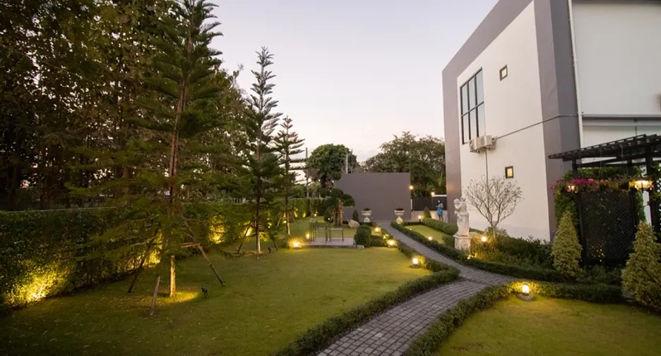 For sale 4 bedrooms villa in San Sai, Chiang Mai