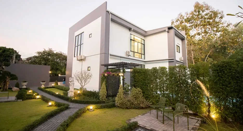 For sale 4 bedrooms villa in San Sai, Chiang Mai