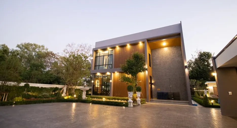 For sale 4 bedrooms villa in San Sai, Chiang Mai