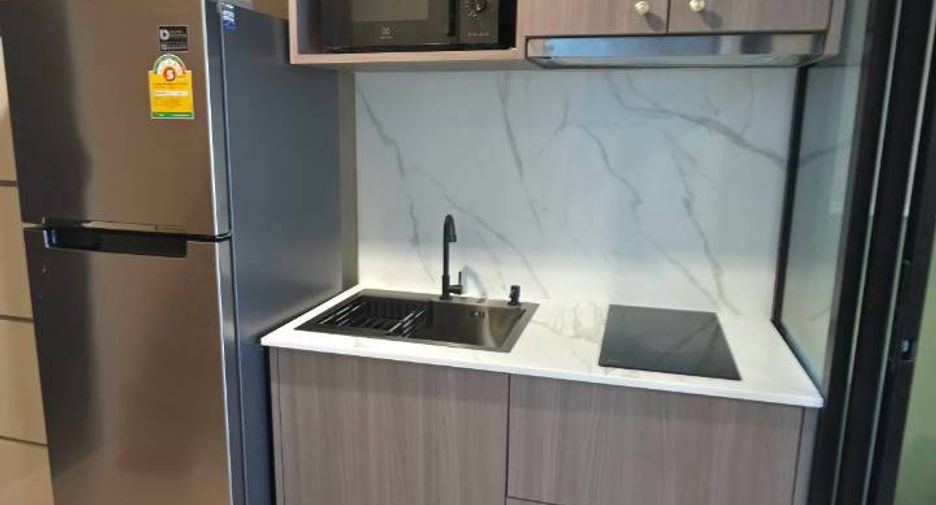 For rent 1 bed condo in Mueang Samut Prakan, Samut Prakan
