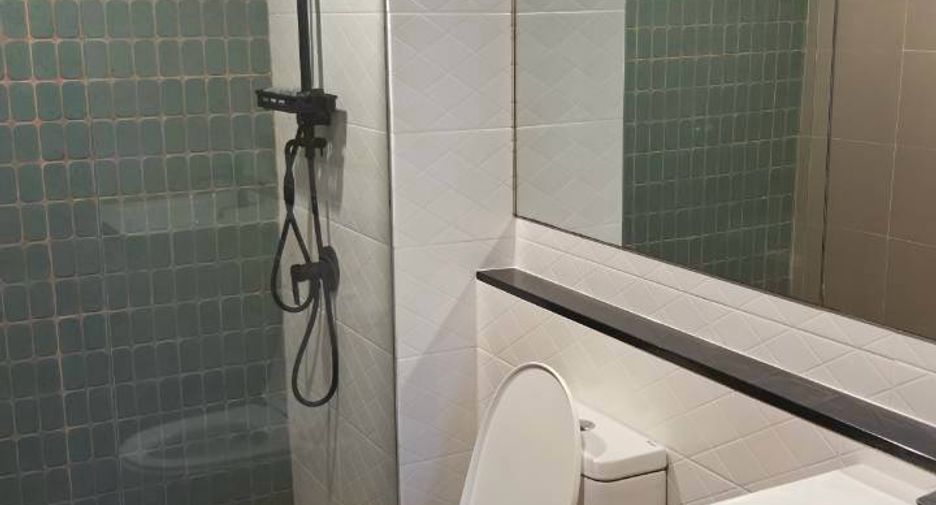 For rent 1 bed condo in Mueang Samut Prakan, Samut Prakan