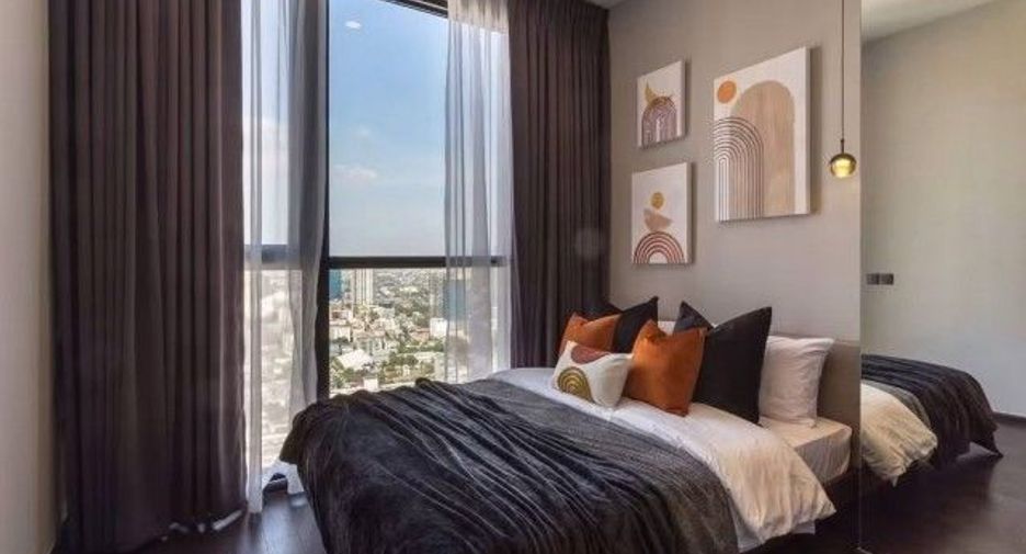 For rent 3 bedrooms condo in Watthana, Bangkok