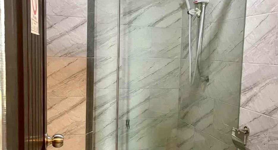 For sale 120 bedrooms apartment in Bang Sao Thong, Samut Prakan
