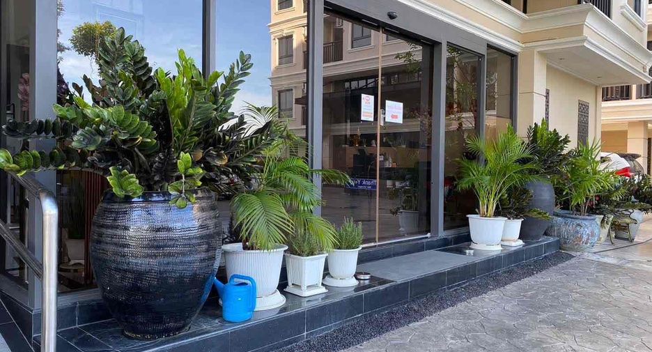 For sale 120 bedrooms apartment in Bang Sao Thong, Samut Prakan