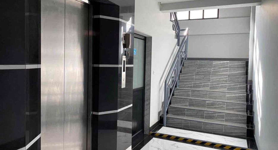 For sale 120 bedrooms apartment in Bang Sao Thong, Samut Prakan