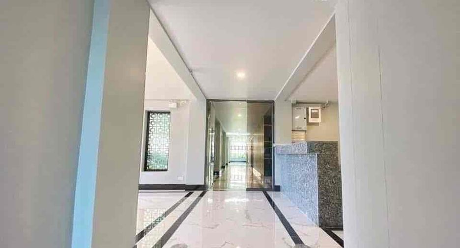 For sale 120 bedrooms apartment in Bang Sao Thong, Samut Prakan