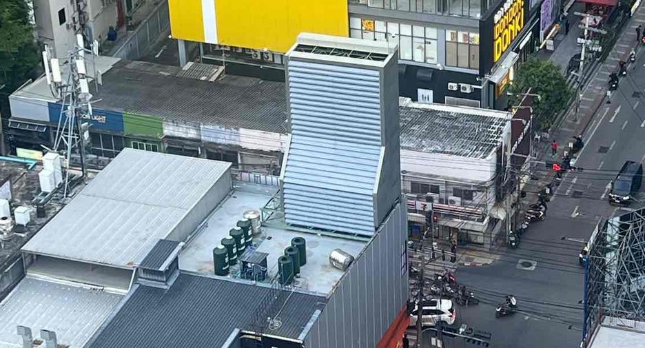 For sale and for rent 8 bedrooms retail Space in Watthana, Bangkok