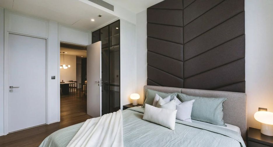 À louer 2 chambres condo à Pathum Wan, Bangkok