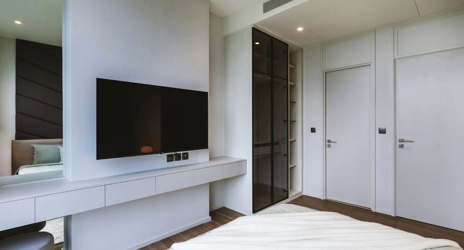 À louer 2 chambres condo à Pathum Wan, Bangkok