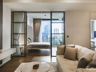 For rent 2 bedrooms condo in Pathum Wan, Bangkok