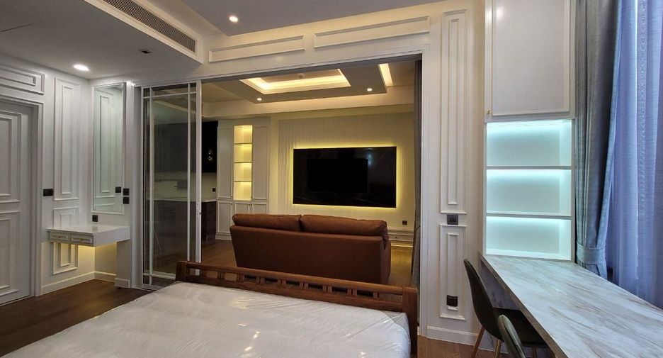 For rent 1 bed condo in Pathum Wan, Bangkok