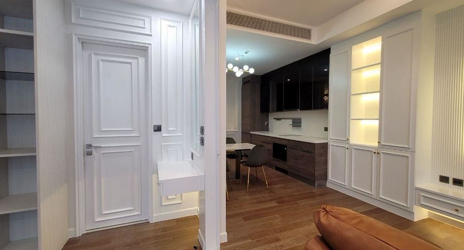 For rent 1 bed condo in Pathum Wan, Bangkok