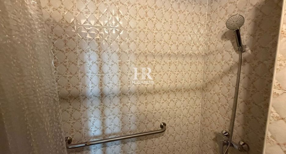 For sale 3 bedrooms condo in Bang Lamung, Chonburi