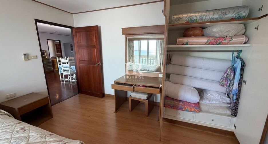 For sale 3 bedrooms condo in Bang Lamung, Chonburi